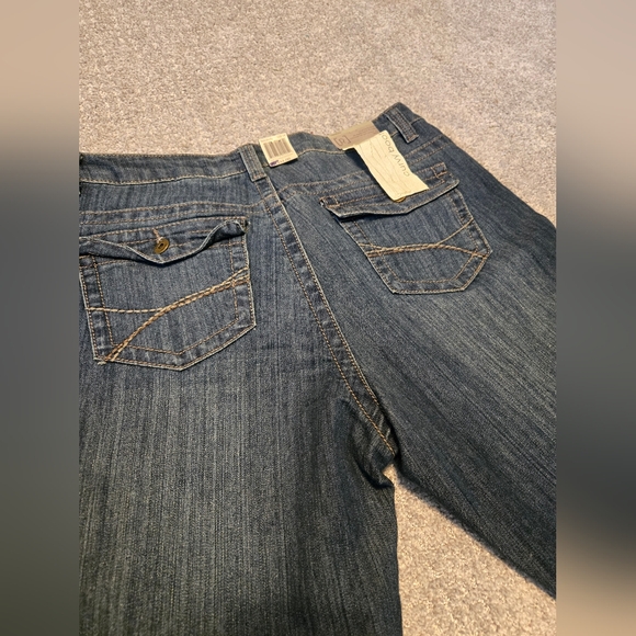 NWT Relativity Women's Curvy Boot Jeans Size 14 - Picture 7 of 10